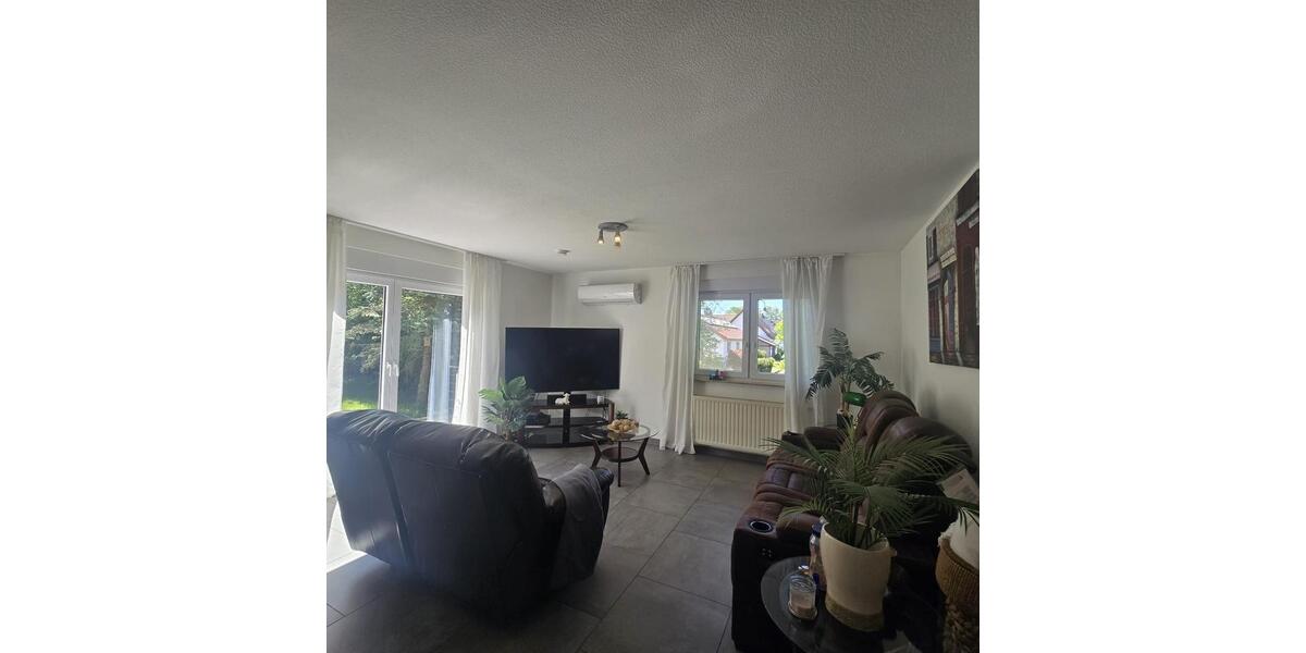 Einfamilienhaus Mehlingen - 3 Zimmer, 200 m&sup2;, 1.800&euro; | Angebot:26619722