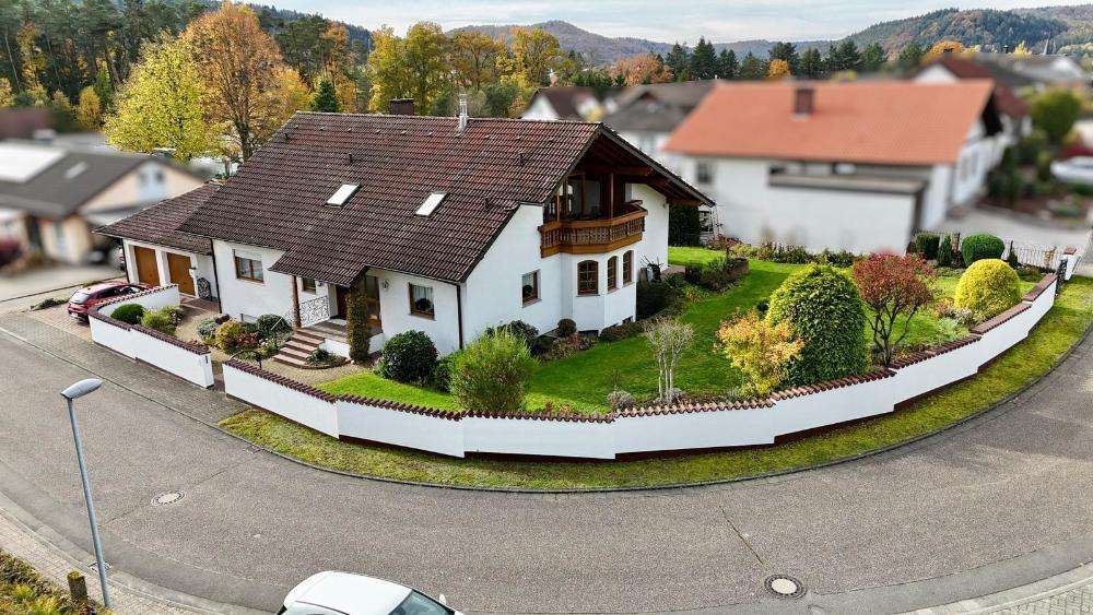 Einfamilienhaus Münchweiler Riegelbrunnerhof - 10 Zimmer, 376 m&sup2;, 449.000&euro; | Angebot:23327083