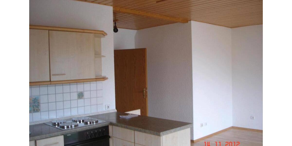 Dachgeschoßwohnung Steinwenden - 3 Zimmer, 90 m&sup2;, 700&euro; | Angebot:24711466