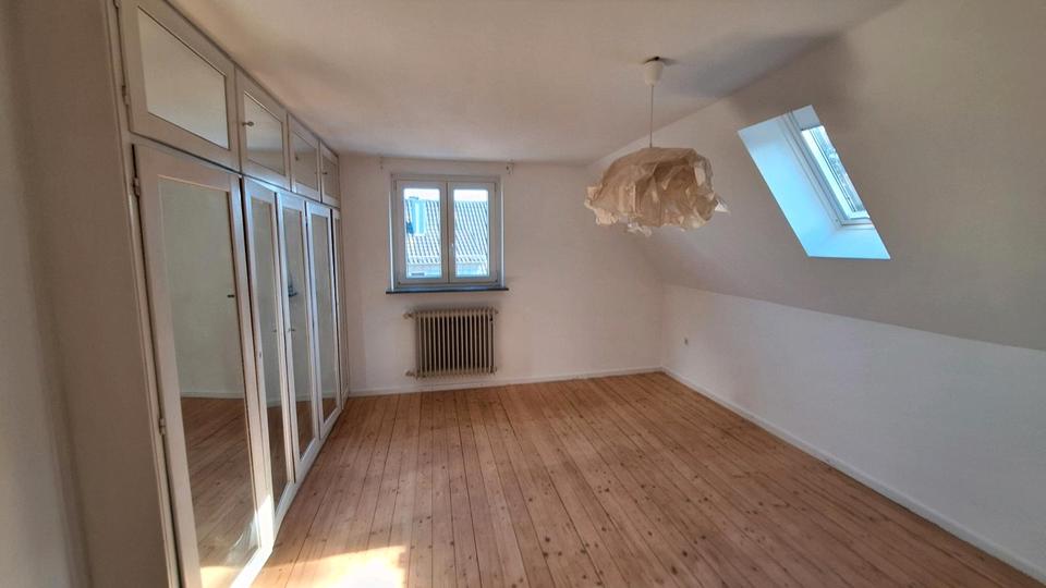 Einfamilienhaus Kaiserslautern Bahnheim - 5 Zimmer, 185 m&sup2;, 1.580&euro; | Angebot:26576249