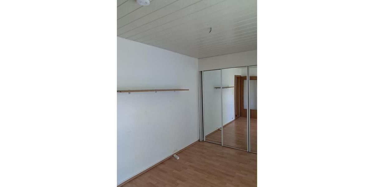 Etagenwohnung Pirmasens - 3 Zimmer, 67 m&sup2;, 65.000&euro; | Angebot:26462210