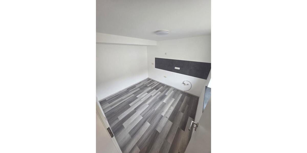 Einfamilienhaus Marnheim - 7 Zimmer, 120 m&sup2;, 299.000&euro; | Angebot:26814504