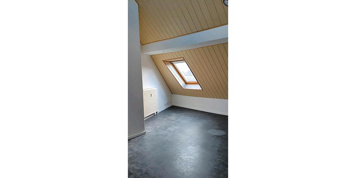 Dachgeschoßwohnung Neustadt an der Weinstraße Diedesfeld - 1 Zimmer, 45 m&sup2;, 900&euro; | Angebot:25304588