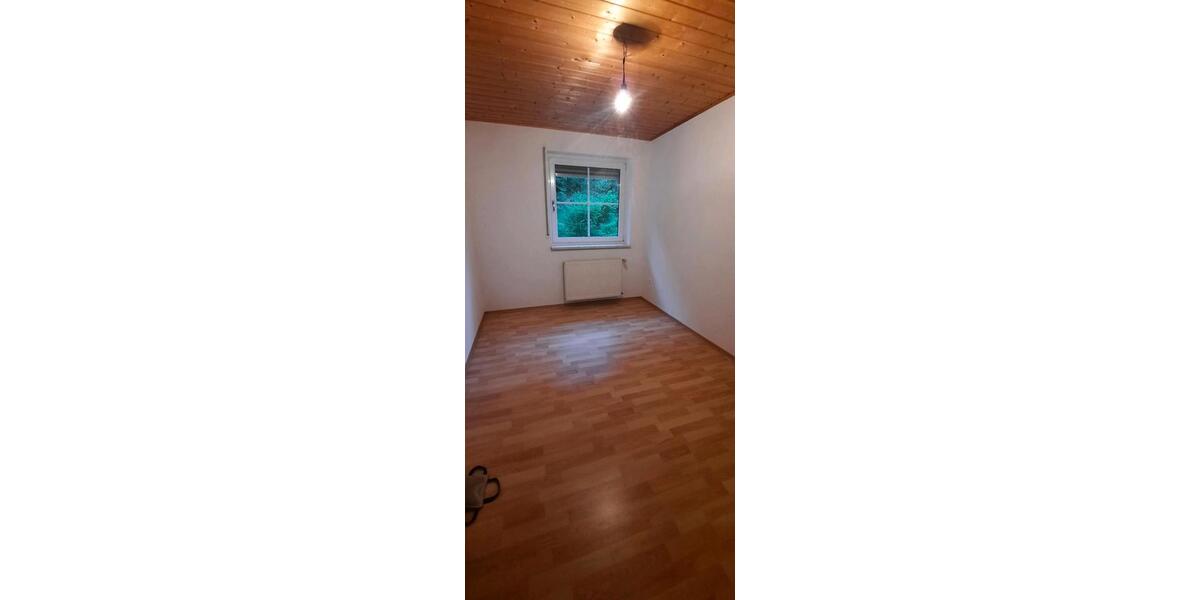 Etagenwohnung Hermersberg - 10 Zimmer, 102 m&sup2;, 210.000&euro; | Angebot:24469860