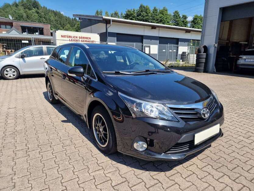 Avensis