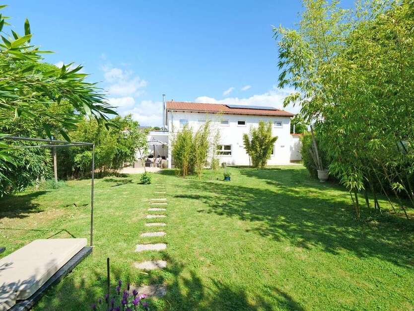 Haus zum Kaufen in Göllheim 735.000 € 258.17 m²