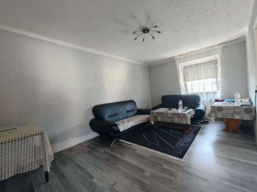 Haus zum Kaufen in Homburg 269.000 € 200 m²