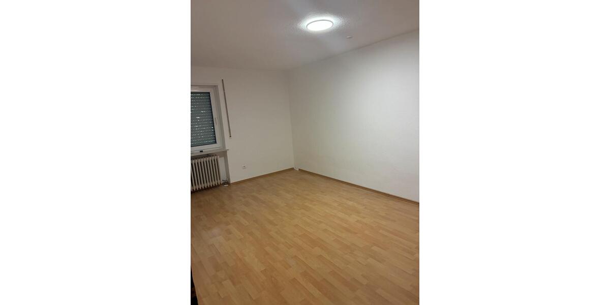 Erdgeschoßwohnung Kaiserslautern Engelshof - 3 Zimmer, 92 m&sup2;, 1.050&euro; | Angebot:26705194