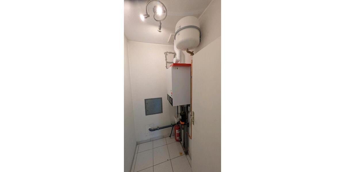Dachgeschoßwohnung Steinbach am Donnersberg - 3 Zimmer, 72 m&sup2;, 120.000&euro; | Angebot:26644942