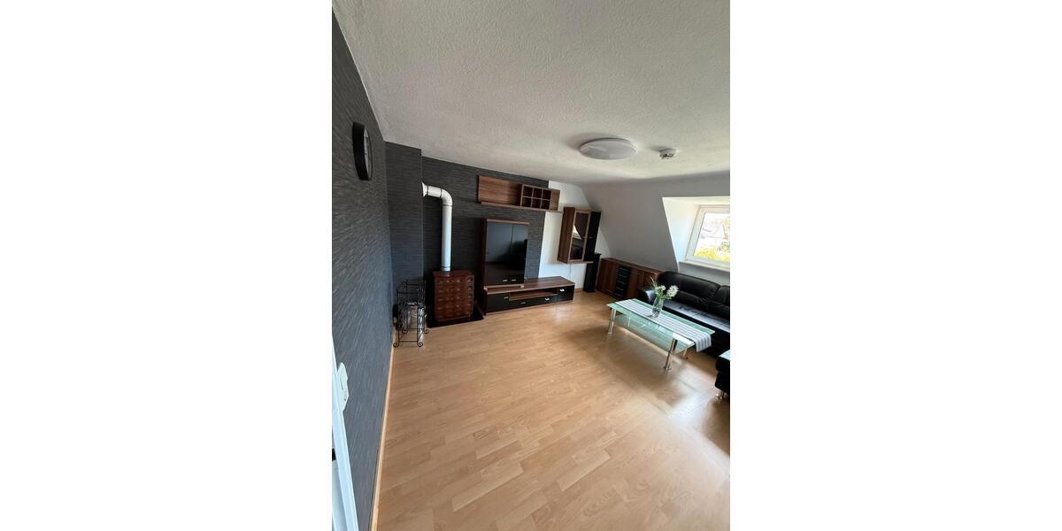 Dachgeschoßwohnung Rockenhausen - 2 Zimmer, 54 m&sup2;, 450&euro; | Angebot:26322627