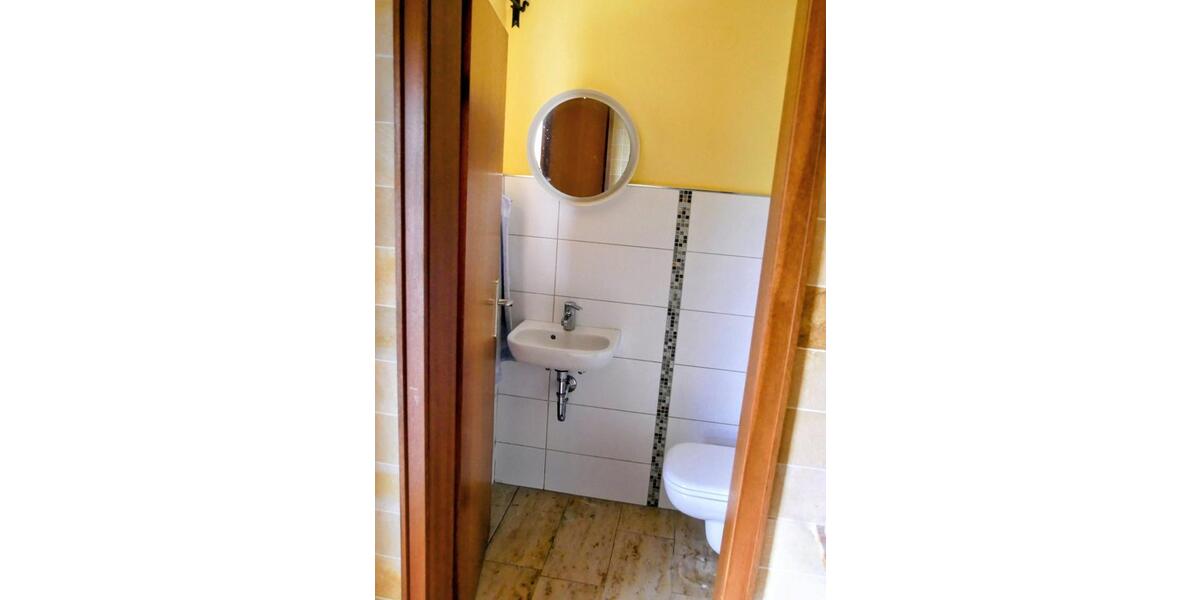 Reihenhaus Kaiserslautern Bahnheim - 4.5 Zimmer, 144 m&sup2;, 1.700&euro; | Angebot:24775540