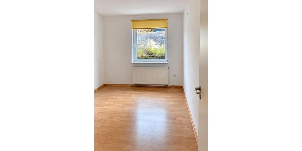 Etagenwohnung Wartenberg-Rohrbach Rohrbach - 4 Zimmer, 120 m&sup2;, 800&euro; | Angebot:27598400