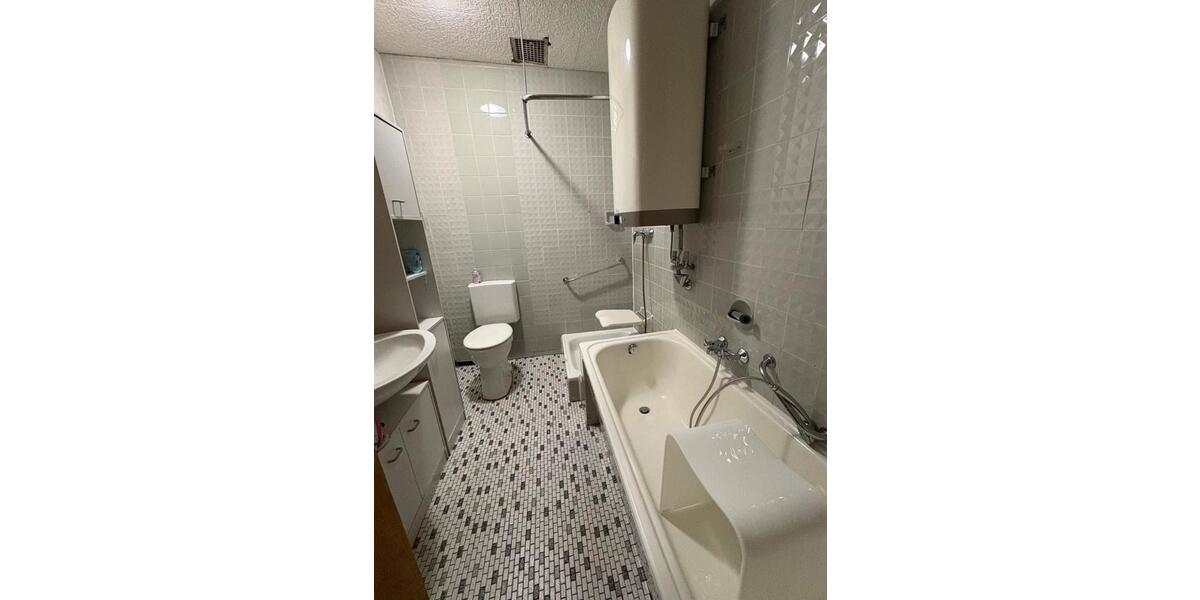 Etagenwohnung Bechhofen - 1 Zimmer, 71 m&sup2;, 650&euro; | Angebot:26350356