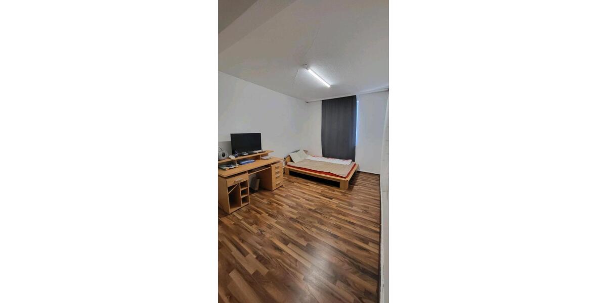 Etagenwohnung Pirmasens Fehrbach - 3 Zimmer, 75 m&sup2;, 550&euro; | Angebot:26340248