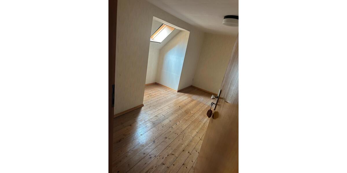Einfamilienhaus Steinbach am Donnersberg - 6 Zimmer, 121 m&sup2;, 109.000&euro; | Angebot:26581829