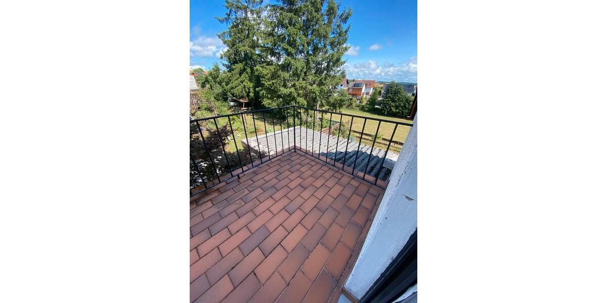 Dachgeschoßwohnung Katzweiler - 4 Zimmer, 114 m&sup2;, 950&euro; | Angebot:25305851