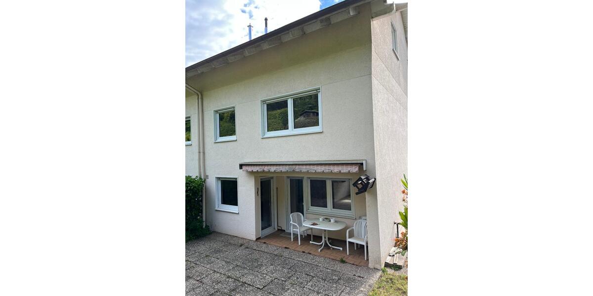 Doppelhaushälfte Pirmasens - 6 Zimmer, 180 m&sup2;, 210.000&euro; | Angebot:26565952