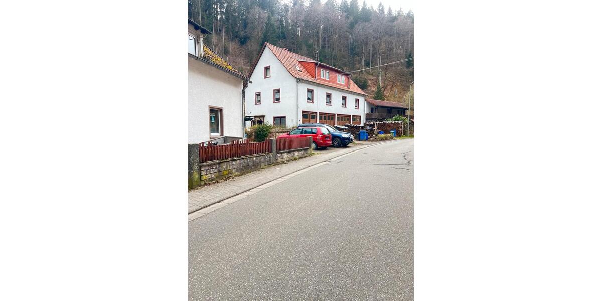 Doppelhaushälfte Elmstein - 8 Zimmer, 172 m&sup2;, 62.000&euro; | Angebot:26290075