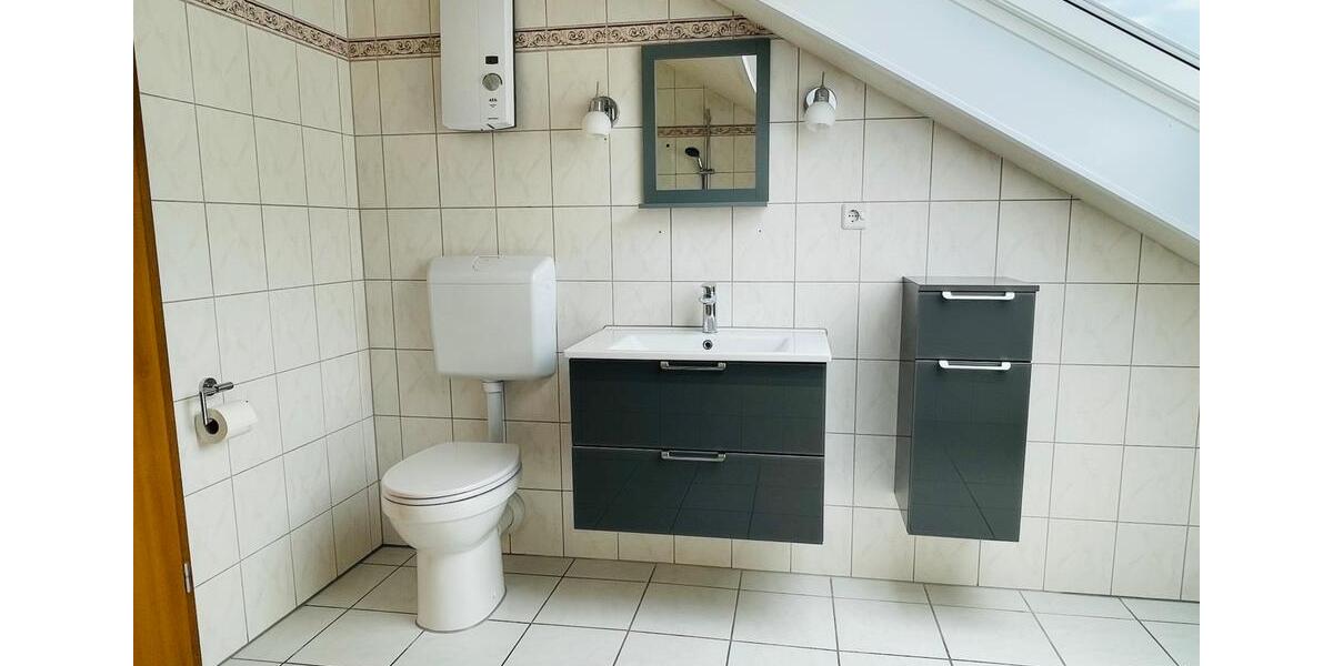 Dachgeschoßwohnung Gries - 4 Zimmer, 84 m&sup2;, 880&euro; | Angebot:26320361