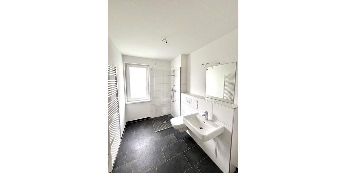 Etagenwohnung Kaiserslautern Innenstadt - 3 Zimmer, 96 m&sup2;, 1.100&euro; | Angebot:24725342