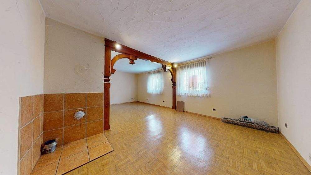 Mehrfamilienhaus, Wohnhaus Rodalben - 5 Zimmer, 141 m&sup2;, 139.000&euro; | Angebot:25802499