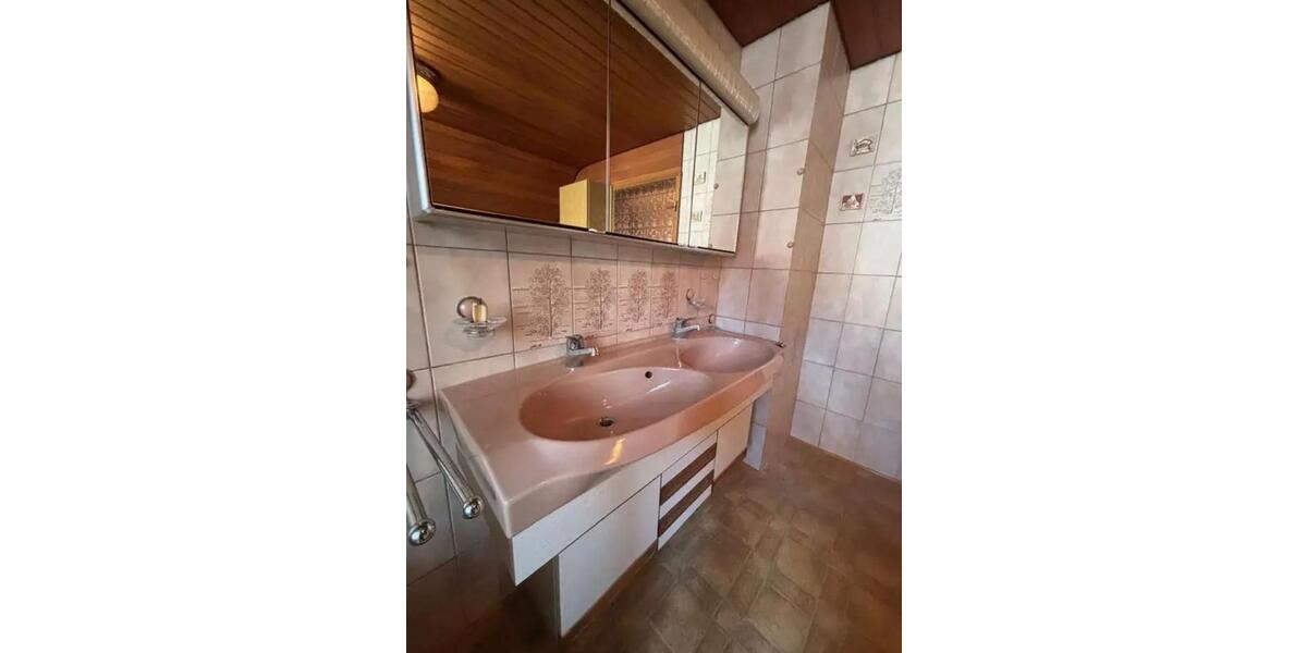 Doppelhaushälfte Eisenberg (Pfalz) - 6 Zimmer, 132 m&sup2;, 299.000&euro; | Angebot:25149625