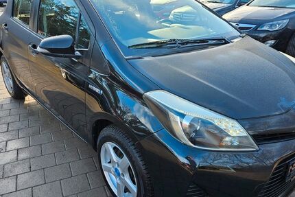 Toyota Yaris 108.163 km 8.700 &euro; Lachen-Speyerdorf 67435