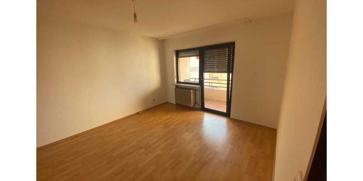 Etagenwohnung Kaiserslautern Bahnheim - 2 Zimmer, 65 m&sup2;, 650&euro; | Angebot:25392111