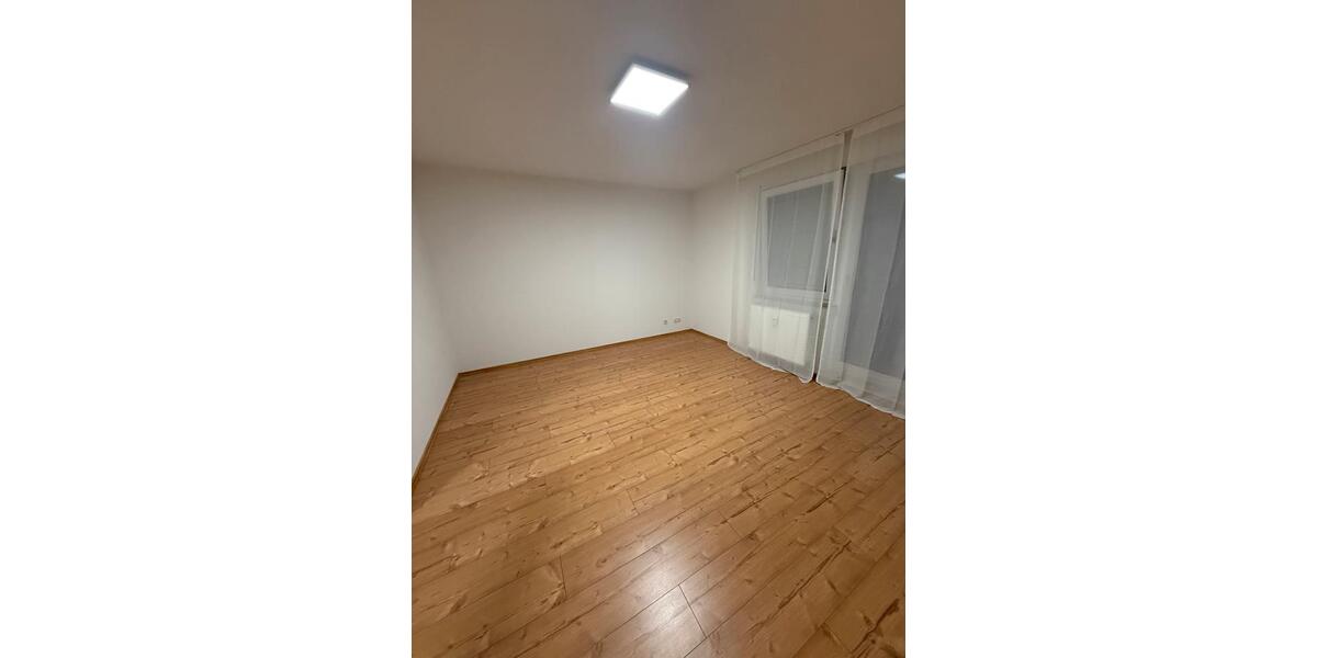 Etagenwohnung Kaiserslautern Bahnheim - 1 Zimmer, 25 m&sup2;, 595&euro; | Angebot:25052850