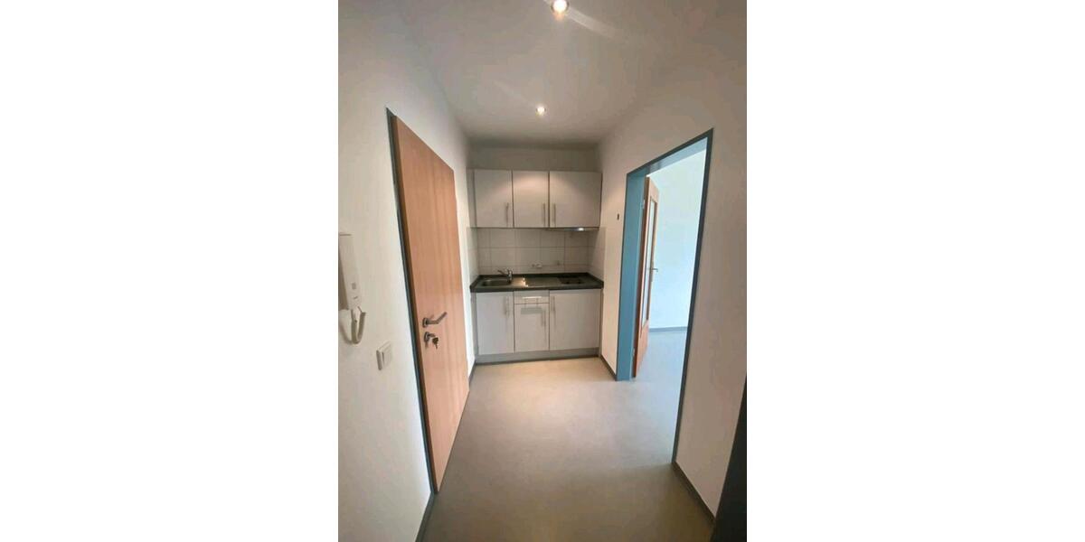 Erdgeschoßwohnung Kaiserslautern - 1 Zimmer, 34 m&sup2;, 430&euro; | Angebot:26034327