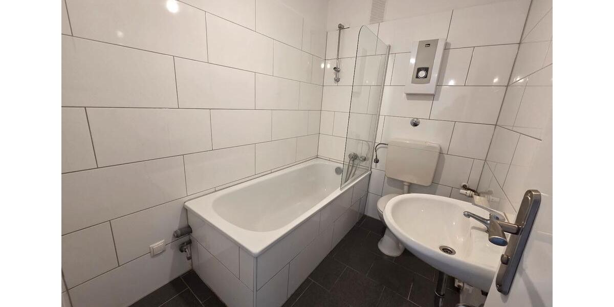 Etagenwohnung Kaiserslautern - 2 Zimmer, 43 m&sup2;, 410&euro; | Angebot:26675167