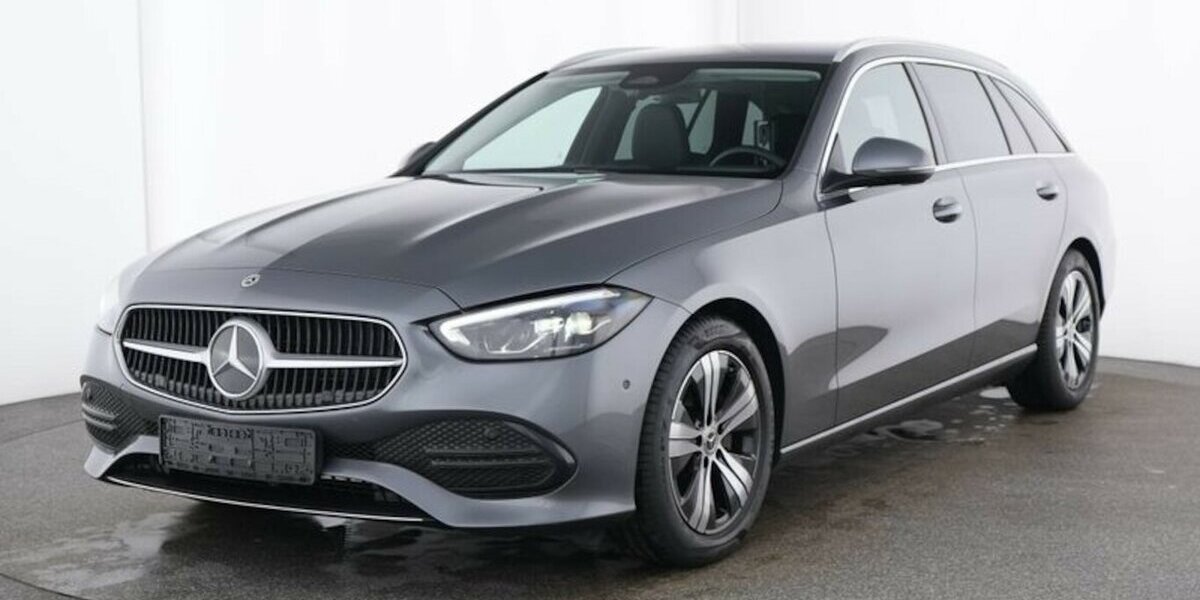 Mercedes-Benz C 180 T Avantgarde*AHK*R.-Kamera* 23.037 km 36.450 &euro; Kaiserslautern 67657