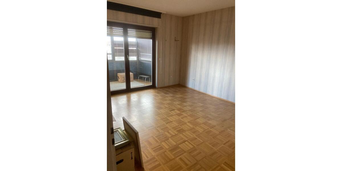 Etagenwohnung Kirchheimbolanden - 4 Zimmer, 105 m&sup2;, 1.100&euro; | Angebot:25902428