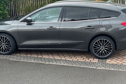 Ford Focus 55.500 km 16.100 &euro; Kottweiler-Schwanden 66879