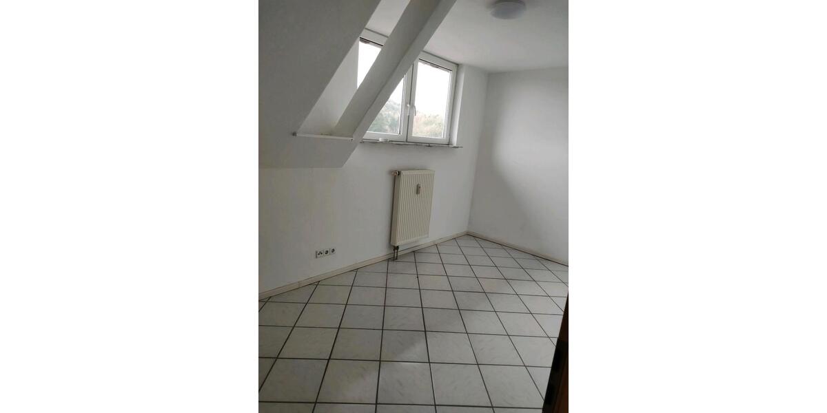 Dachgeschoßwohnung Krickenbach - 4 Zimmer, 108 m&sup2;, 1.400&euro; | Angebot:24826725