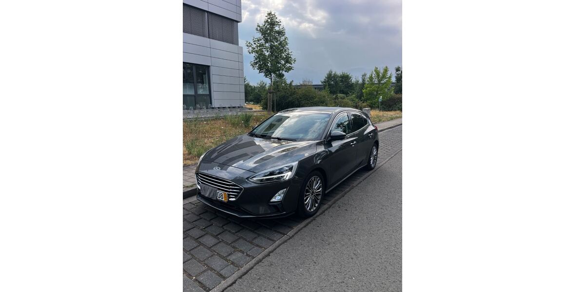 Ford Focus 87.000 km 13.500 &euro; Kaiserslautern 67663