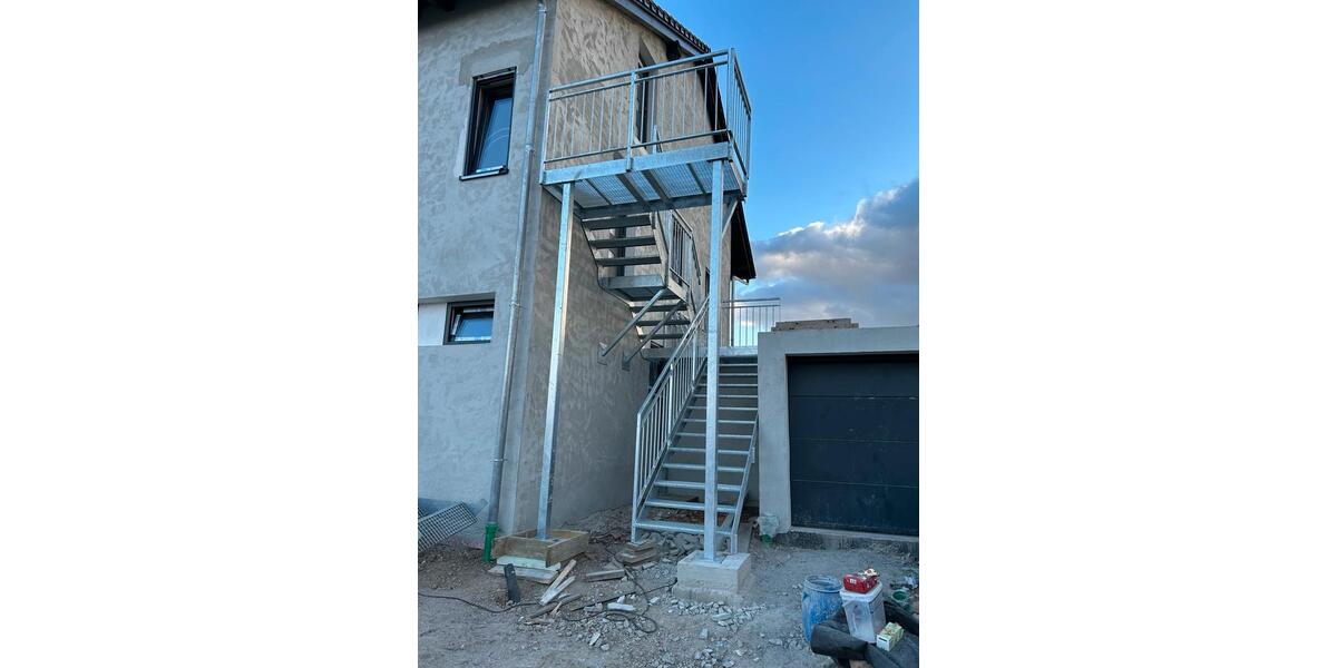 Etagenwohnung Eisenberg (Pfalz) - 4 Zimmer, 120 m&sup2;, 1.650&euro; | Angebot:25976000