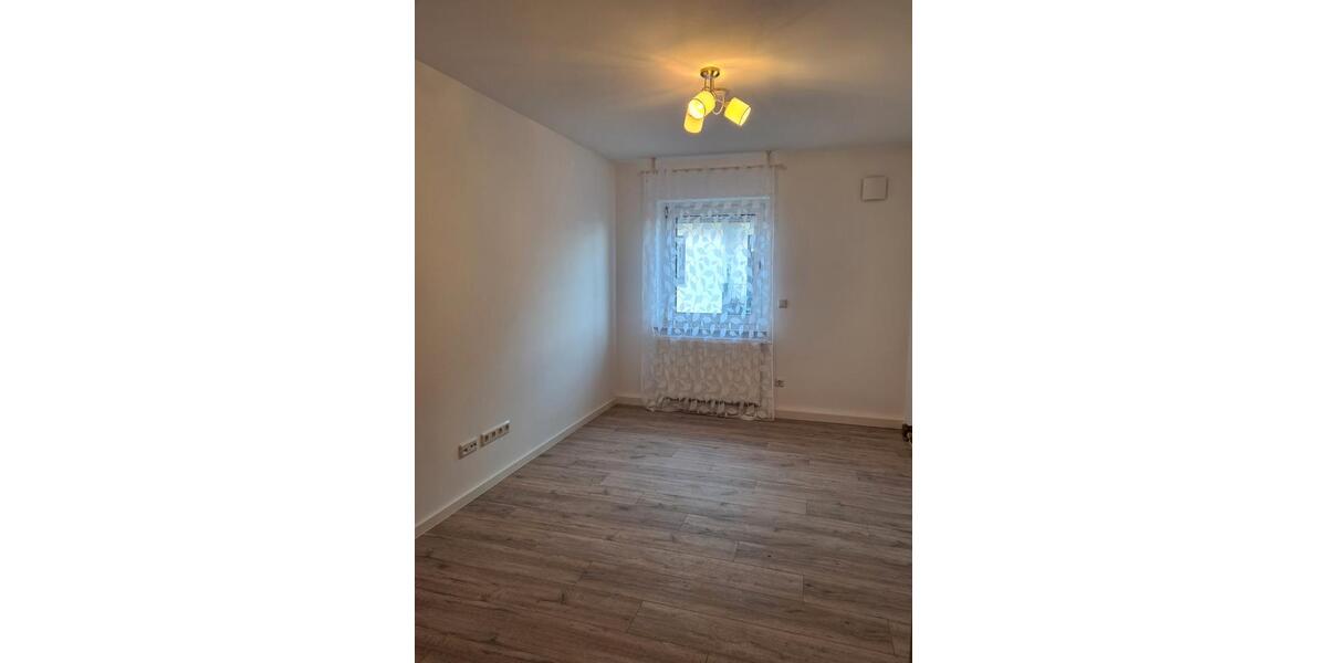 Etagenwohnung Ramstein-Miesenbach Miesenbach - 4 Zimmer, 110 m&sup2;, 1.490&euro; | Angebot:26337516