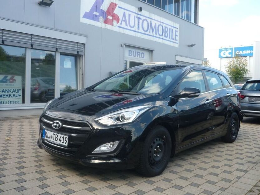 i30