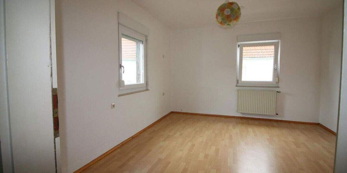 Einfamilienhaus Otterberg - 6 Zimmer, 121 m&sup2;, 175.000&euro; | Angebot:25674884
