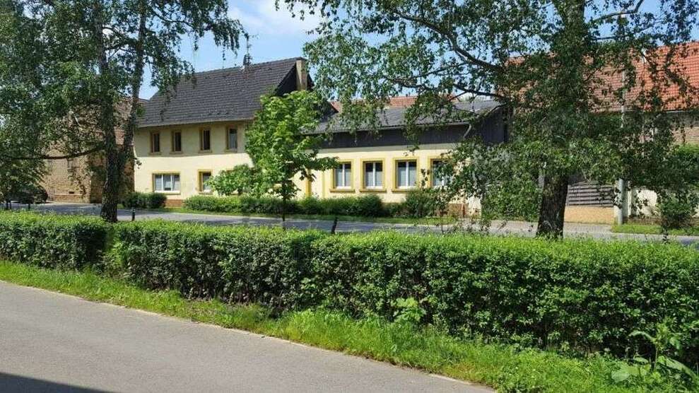 Haus zum Kaufen in Oberhausen an der Appel 449.000 € 449 m²