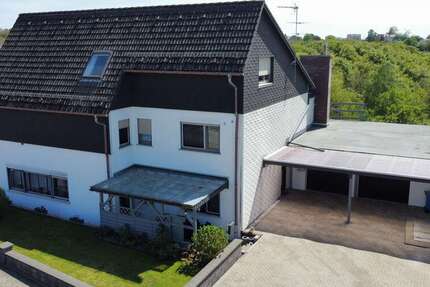 Haus Schmalenberg - 9 Zimmer, 412 m&sup2;, 445.000&euro; | Angebot:26540081