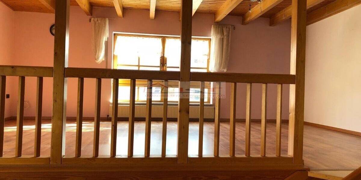 Doppelhaushälfte Jettenbach - 5 Zimmer, 150 m&sup2;, 175.000&euro; | Angebot:25797879