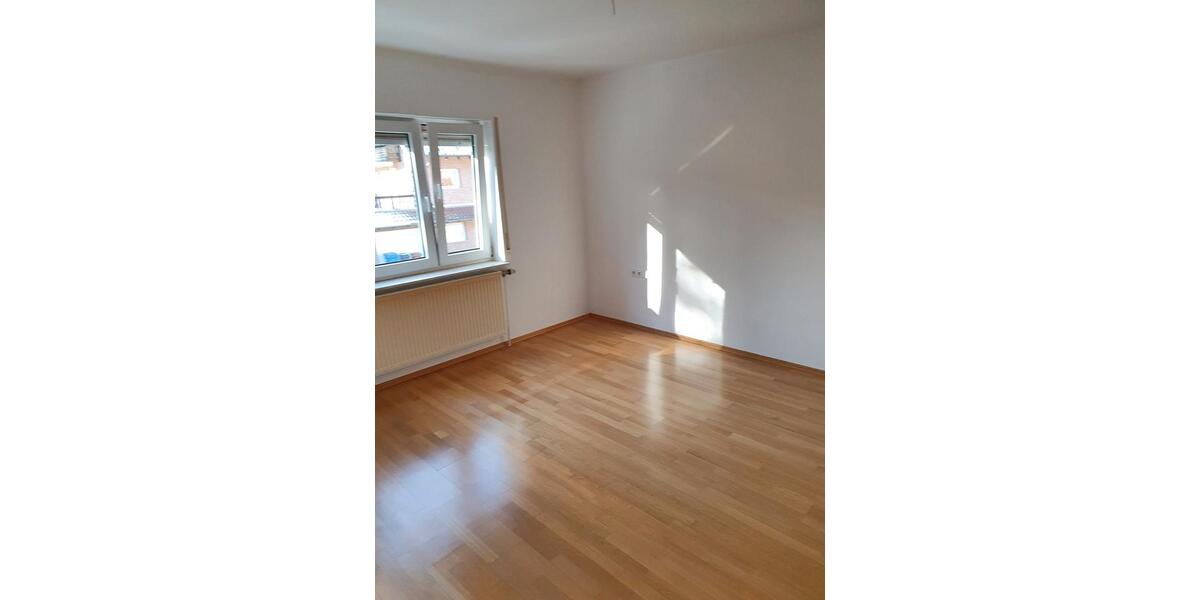 Etagenwohnung Queidersbach - 2 Zimmer, 62 m&sup2;, 800&euro; | Angebot:26222604