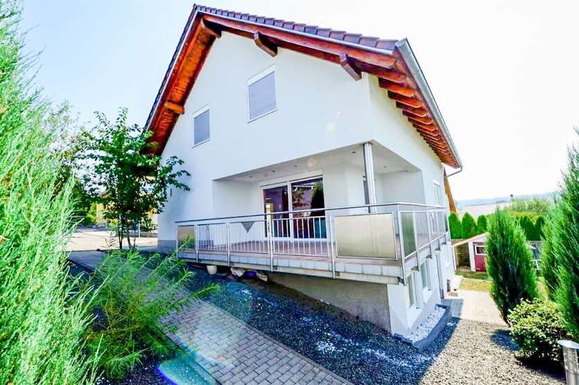 Haus zum Kaufen in Schallodenbach 439.000 € 240 m² 9 zimmer