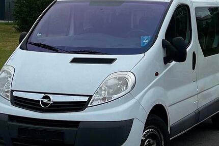 Opel Vivaro 296.202 km 6.900 &euro; Kaiserslautern 67663