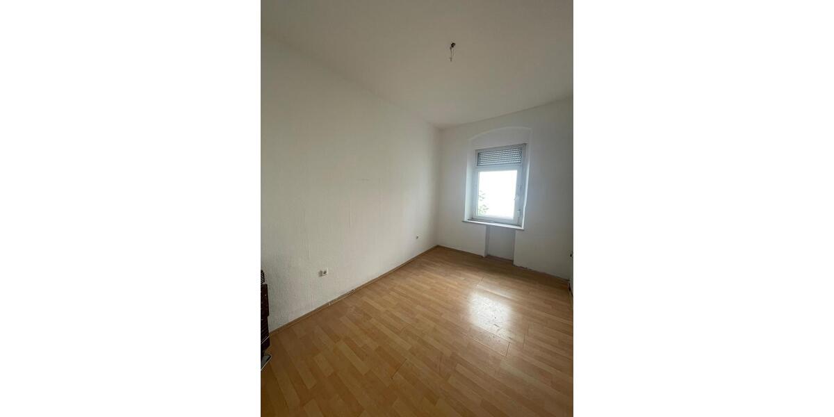 Etagenwohnung Pirmasens - 4 Zimmer, 90 m&sup2;, 550&euro; | Angebot:24436165