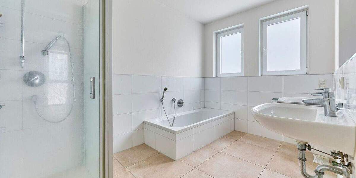 Traumhafte Eigentumswohnung im Fliegerviertel! Neuwertig, hochwertig, energieeffizient! 4 zimmer