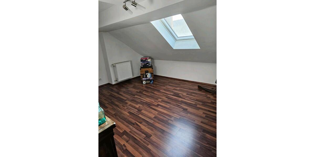 Etagenwohnung Kusel - 5 Zimmer, 120 m&sup2;, 1.050&euro; | Angebot:26300104