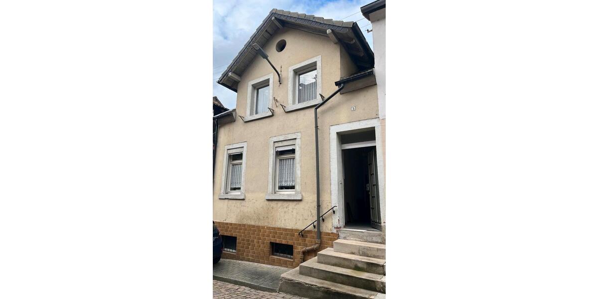 Reihenhaus Lambrecht (Pfalz) - 4.5 Zimmer, 100 m&sup2;, 80.000&euro; | Angebot:26193936